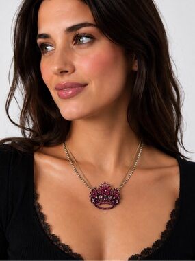 Betsey Johnson Romantic Crown Rhinestone Pendant Necklace Whimsical Princesscore